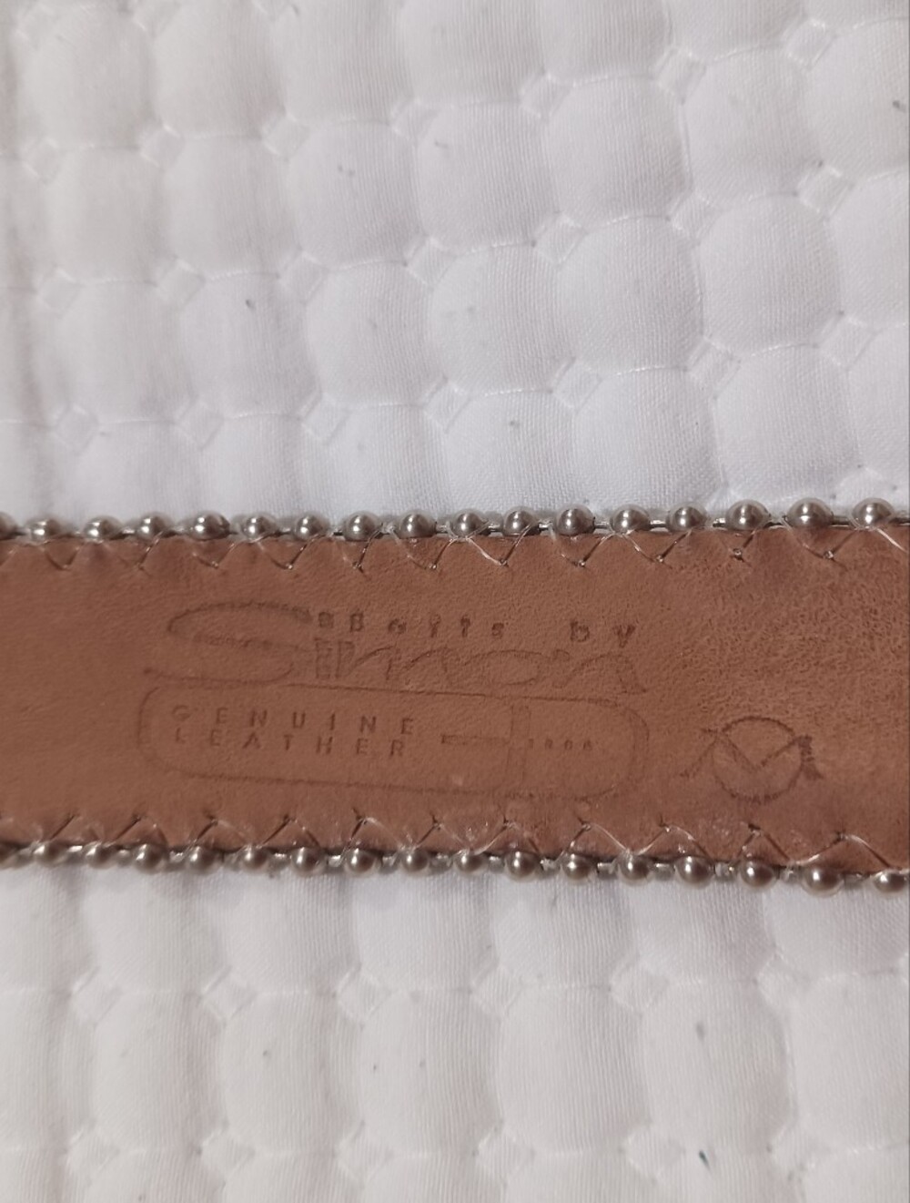 BB Simon Embossed Leather Ball Chain Belt - Picture 4 of 15